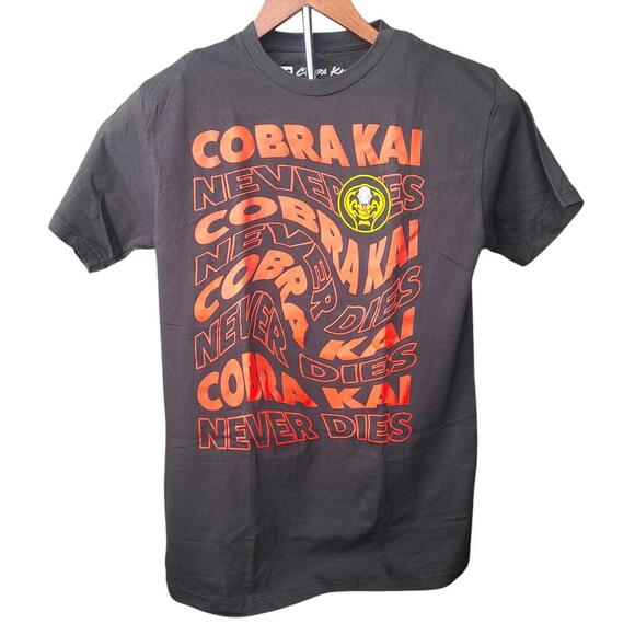 Cobra Kai 'Never Dies' Graphic T-Shirt - Black Tee Size Medium - Picture 1 of 4